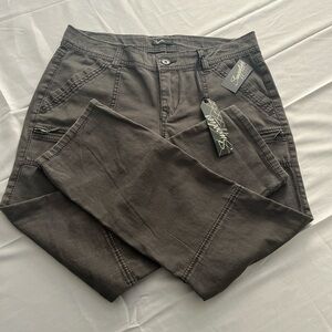 Supplies by Union Bay Cargo Pants Womens 8 Grey New Utility Straight Leg Stretch
